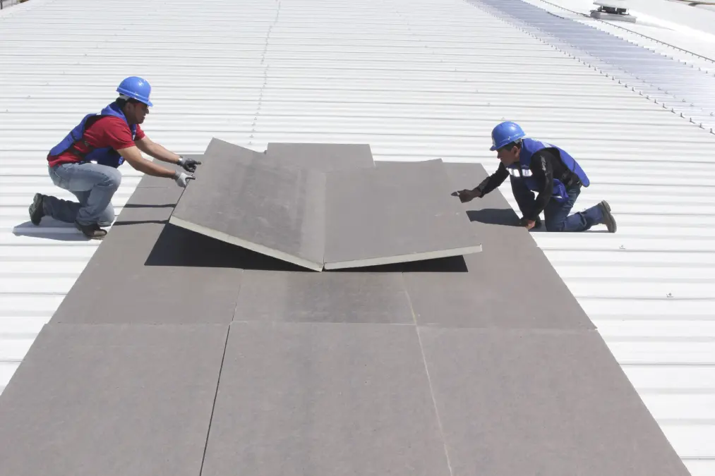 12116 METECNO AISLA PANEL INSTALACION 120315