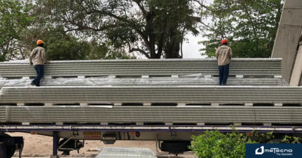 INSTALACIÓ N PANELES 700x366